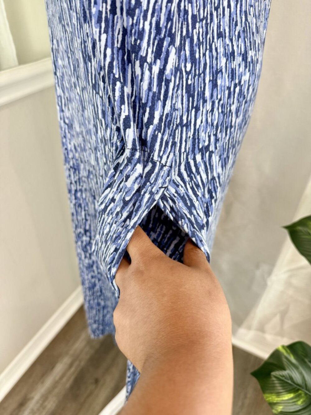 Donna Karan Sleepwear Blue Abstract Print Maxi Lounge Dress Pockets Women's L - Picture 5 of 16